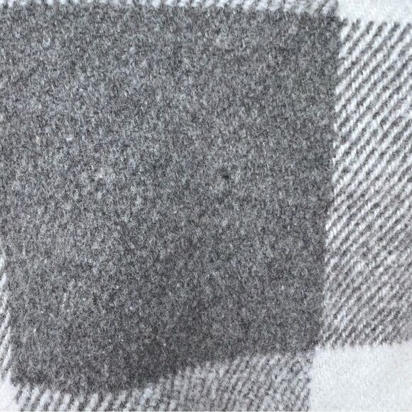 Black & White Buffalo Plaid Shacket Size S - Picture 15 of 16